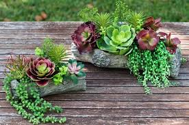 Décorer avec du bois, des bûches et des bâtons : la nature devient design
